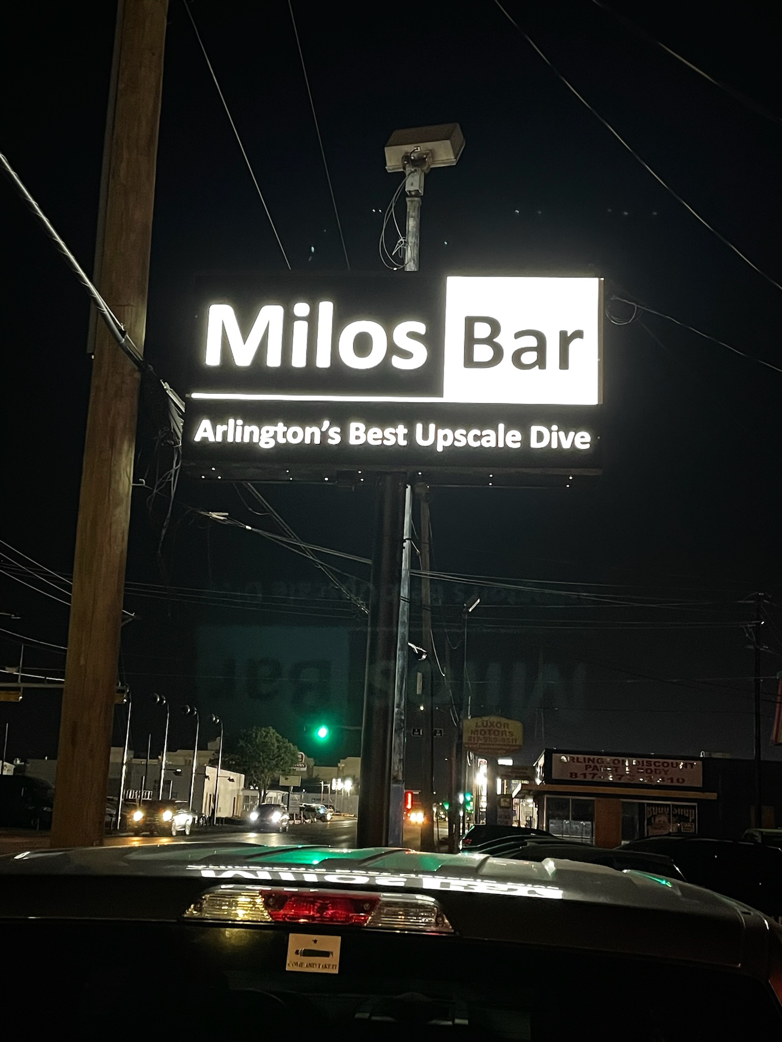 Milo's outdoor sign